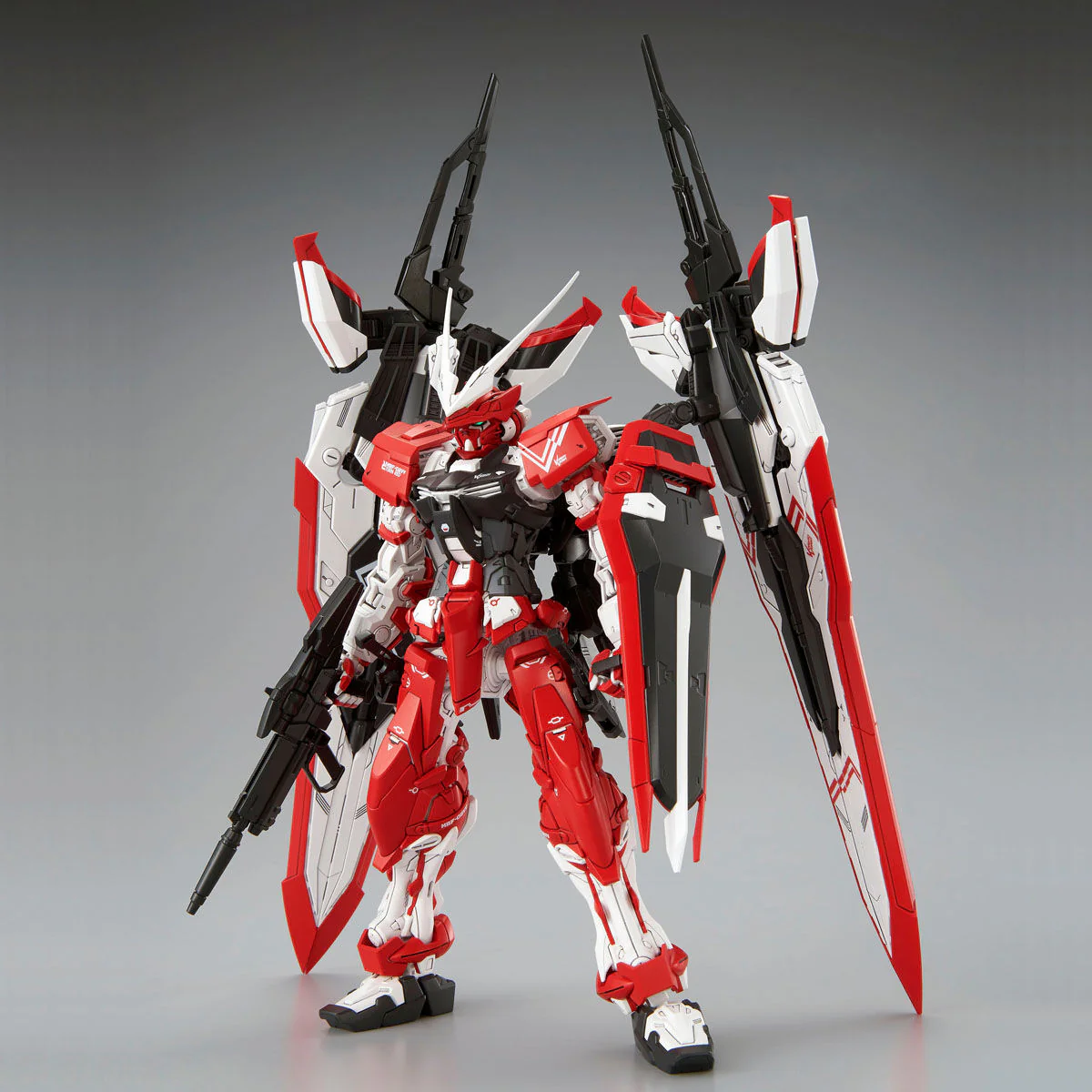 2389332_Bandai_MG_1_100_MBF-02VV_Gundam_Astray_Turn_Red_Model_Kit_4573102635303_02.webp